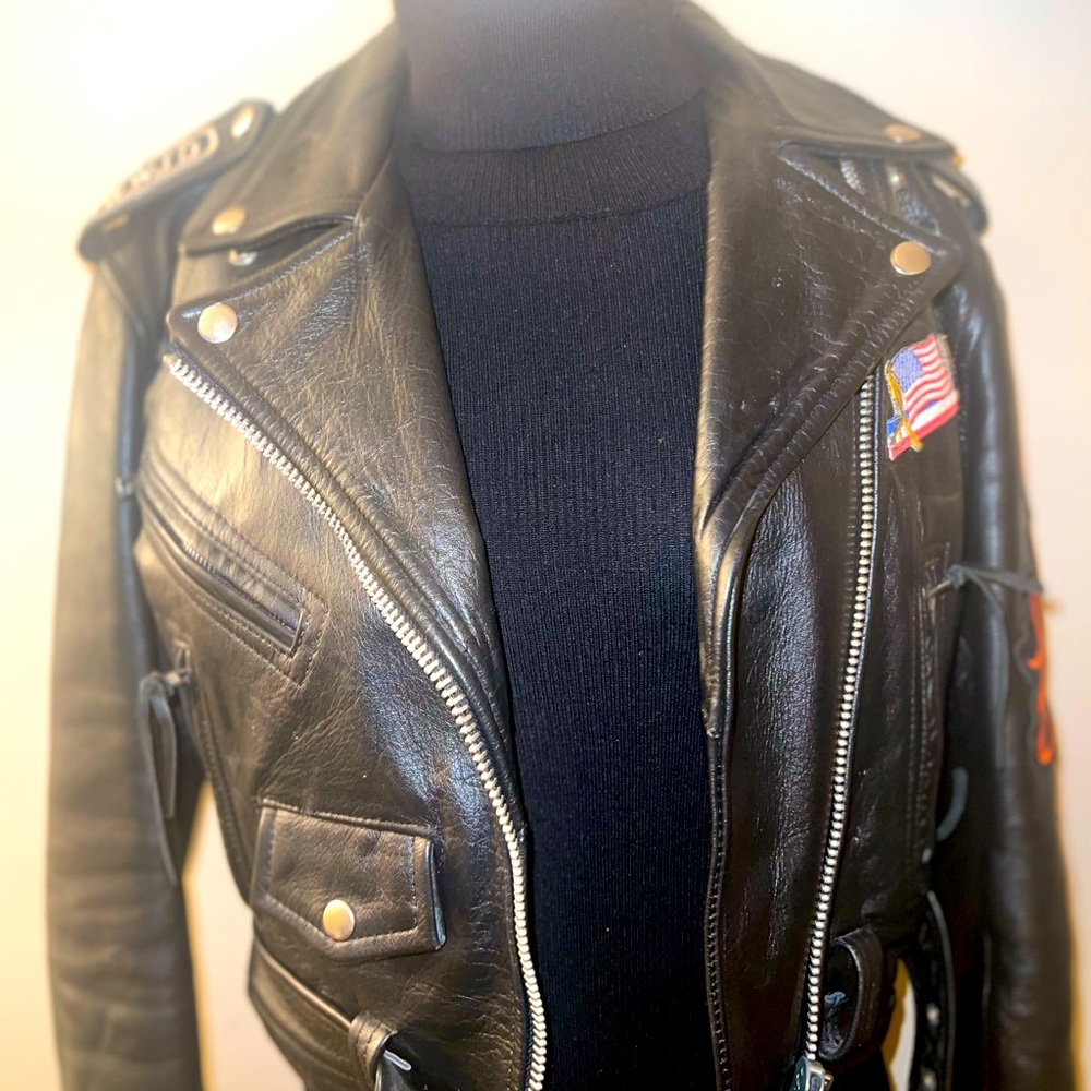 Authentic Womens LEATHER BIKER JACKET! Excellent Condition!